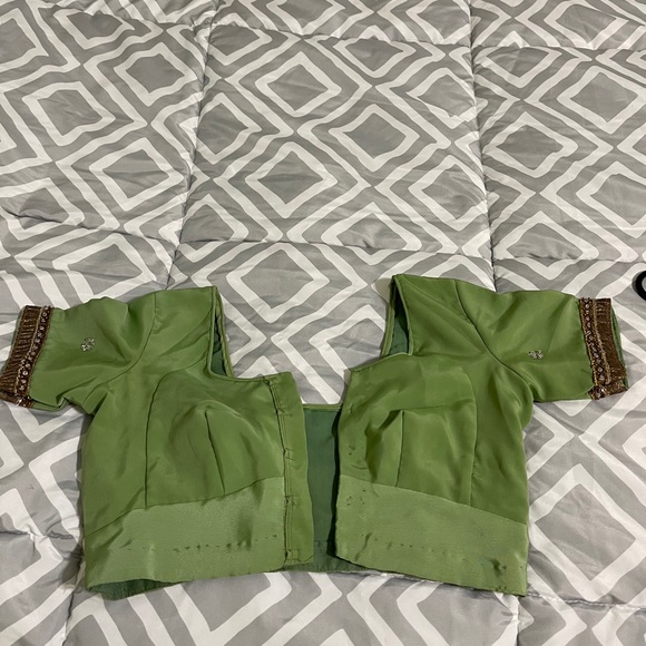 Saree - Picture 4 of 5